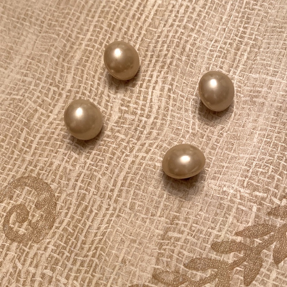 Vintage Lot of 4 Pearl Round Buttons